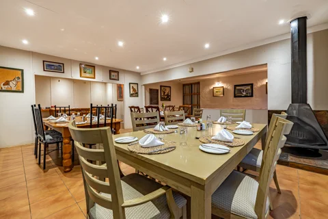 Dining Room | Ramabanta Trading Post