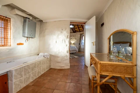 Pula Rondavel Cluster | Ramabanta Trading Post